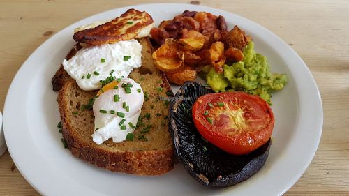 Veggie breakfast at Coolangatta Cafe in South West London