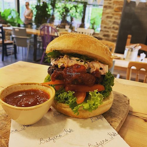 pulled oat & bean burger with coleslaw & harissa relish (all vegan friendly) at Badgers Holt in Princetown