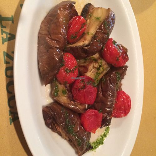 grilled aubergines and tomatoes  at La Zucca in Venice