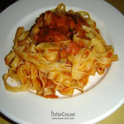 Taglietelle with tomato sauce at La Zucca in Venice