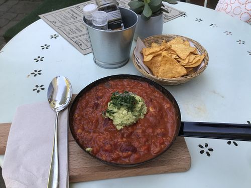Chilli sin carne   at Bilobi Laden & Cafe in Strobl