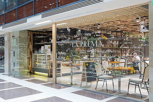 Cafe  at La Prema in Moscow