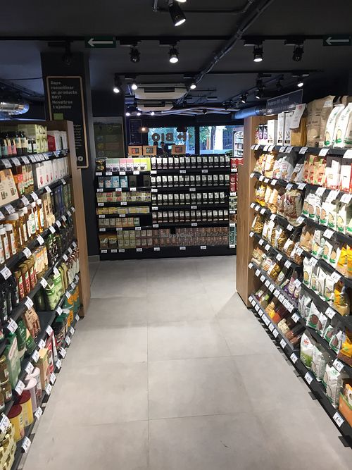 Shelves  at Carrefour Bio in Barcelona
