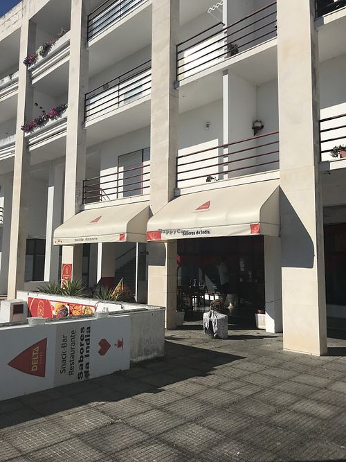 Another outside shot at Sabores da India in Alcobaca