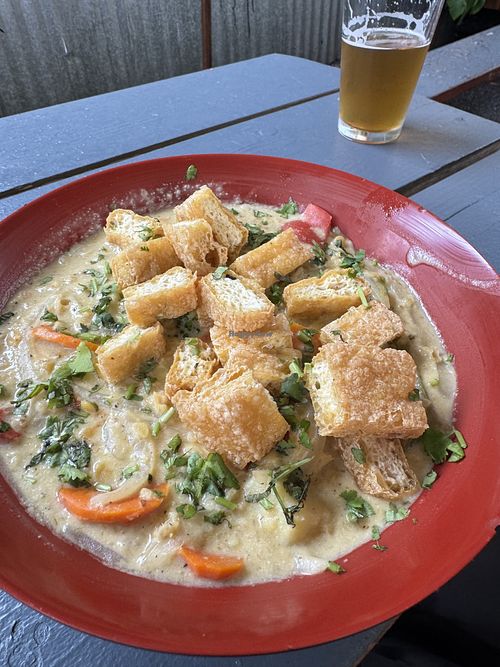 Red curry bowl  at Hungry Tiger in Portland