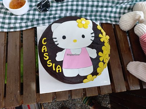 Vegan Hello Kitty birthday cake at Biscotti House in Chiang Mai