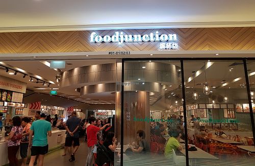 stall 4 inside food junction at Eight Immortals Vegetarian 八仙素食园 - Rivervale Mall in Northeast Singapore