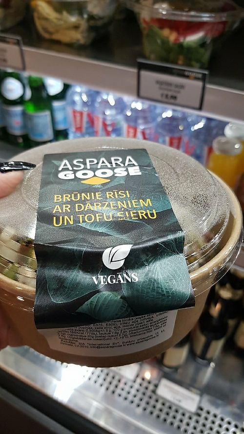 Bowl with brown rice, peas, tofu and broccoli! at RIX - AsparaGoose in Marupe