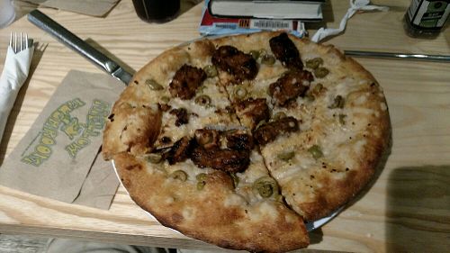 Tempeh pizza at Mellow Mushroom in Sarasota