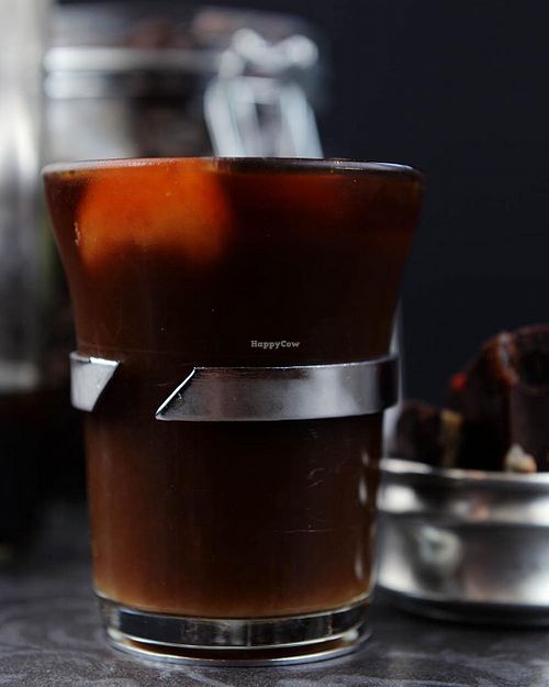 Cold brew at bistro ZDRAVO in Sarajevo