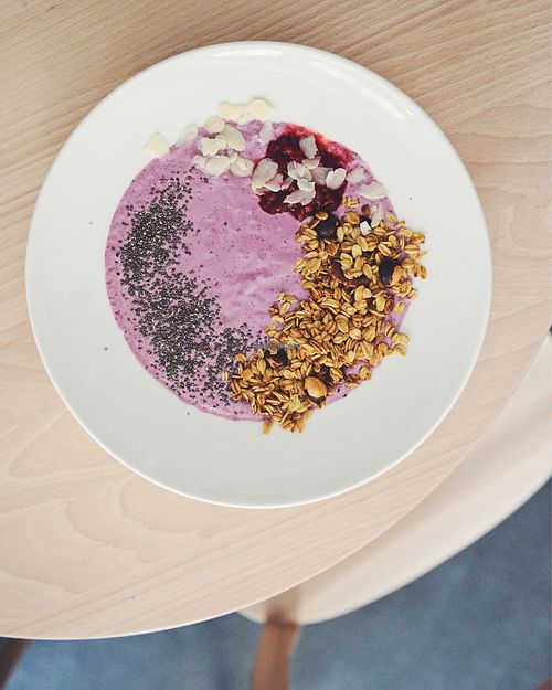 Čarobna šuma smoothie bowl with homemade granola at bistro ZDRAVO in Sarajevo