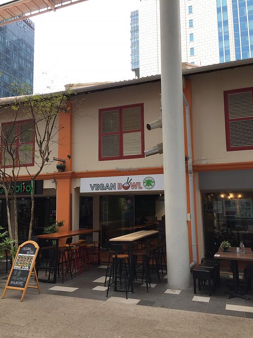 Outside  at  Kimburi 金料理 in Central Singapore