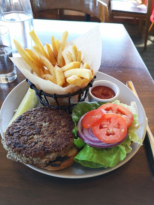 the impossible burger at Barrel House Tavern in Sausalito