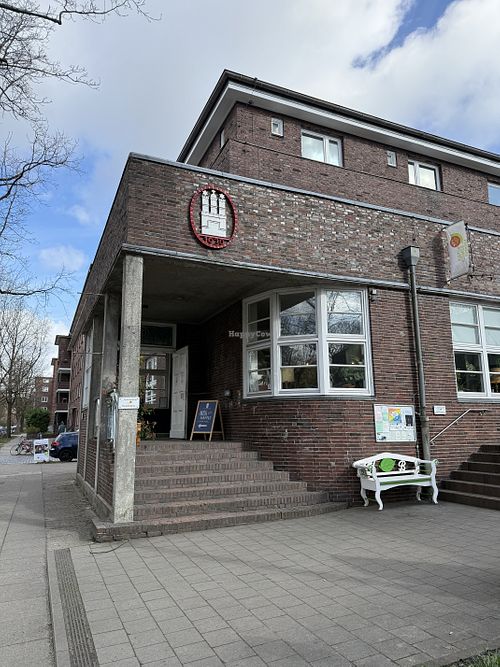 The entrance is a bit hidden   at püük - fein + herausgeputzt in Hamburg