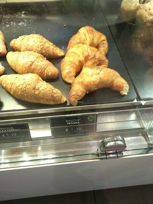 Brioche (croissant btw) vegana for 1,50euros at Time Cafe in Naples
