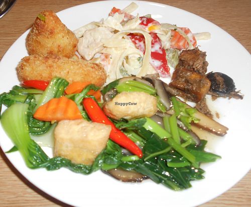 A bit of this and that at A Pot Shabu in Pattaya