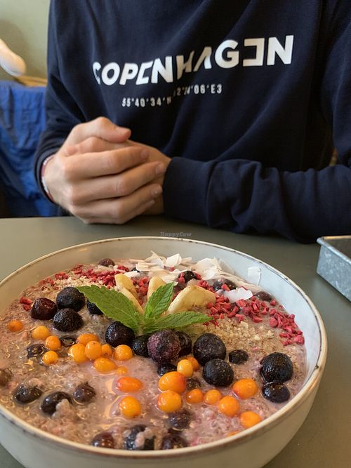 Vegan porridge at Cafe Blå in Copenhagen