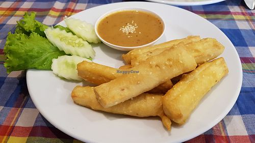 Fried tofu with peanut sauce at May Kaidee in Bangkok