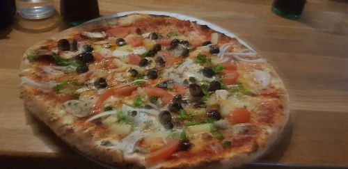 Vegan pizza at Eldsmiðjan - Laugavegur in Reykjavik