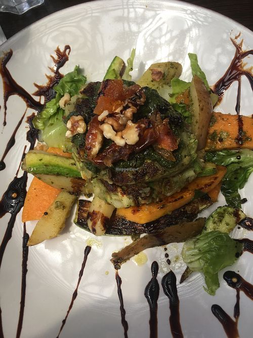 Burger beautifully presented at Earth Cafe - Derb Zawak in Marrakech