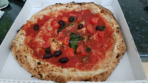 Vegan pizza at Bravi Ragazzzi in South West London