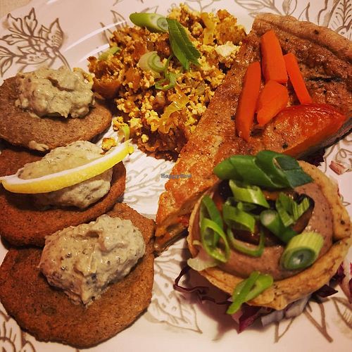 Vegan brunch at SpicyLia in Antibes