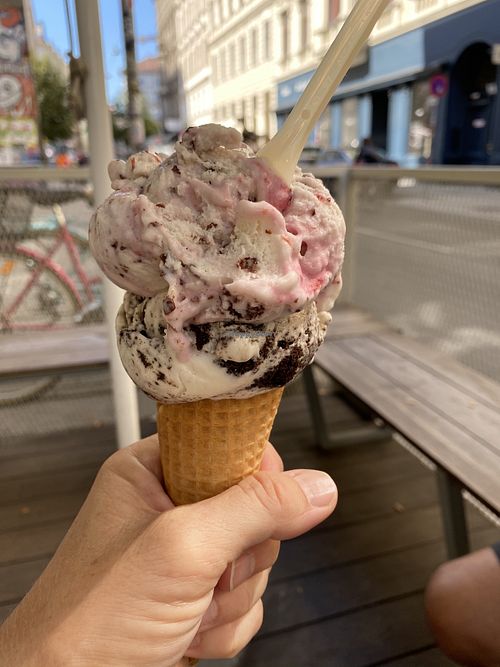 Black Forest und Cookies at Veganista Ice Cream VI in Vienna