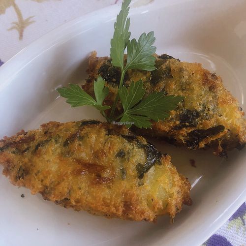 Codfish cakes at Oirmãovegan at Refugio do Esquilo in Marinha Grande