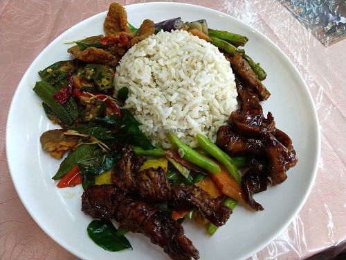 Mama San removed my gluttony crispy mushroom I hoarded during buffet at Soo Ser Yen in Kuantan