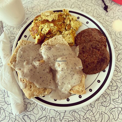 Biscuits, sausage, scrambled tofu and gravy at Spiral Diner & Bakery in Dallas