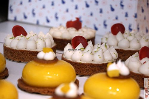 Pastry at Oh Faon in Marseille