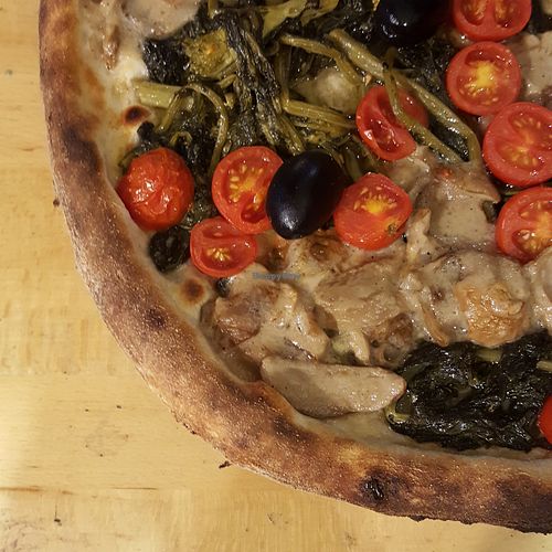 'Green' pizza at Timilia in Palermo