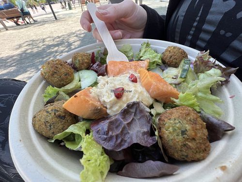 bowl  at Dean & David - Hauptbahnhof Express in Berlin