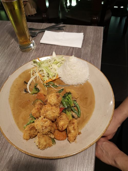 Vegan crispy duck with peanut sauce at Nammi in Berlin