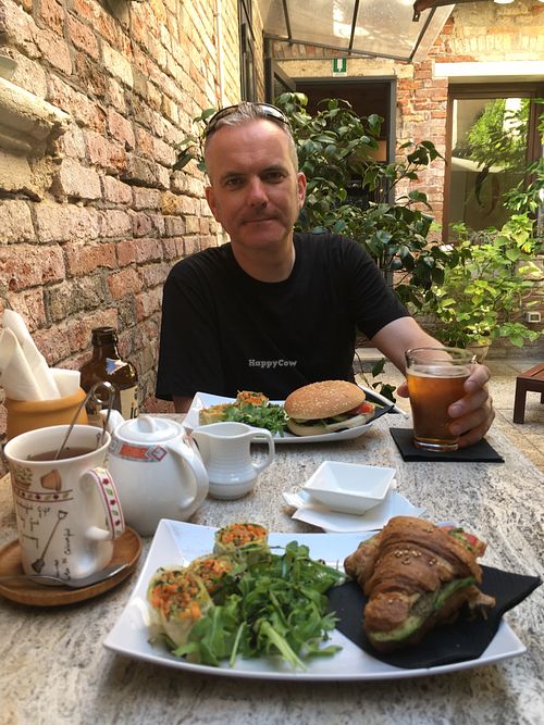 Savoury filled vegan croissant, vegan beetroot burger and vegetable rolls at Tea Room Beatrice in Venice
