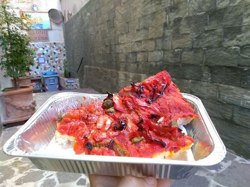 The 2euros focaccia (vegan) at Amico Bio Mergellina in Naples