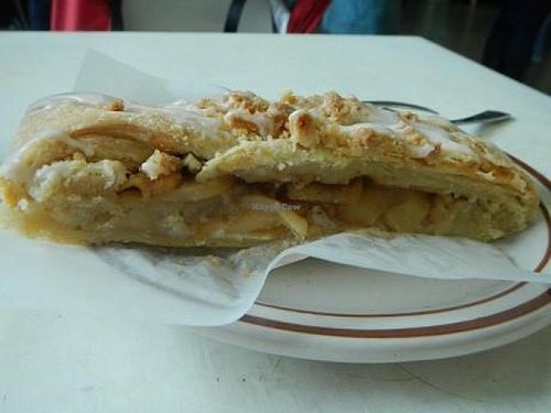 apple streusel at Sweetpea Baking Company in Portland