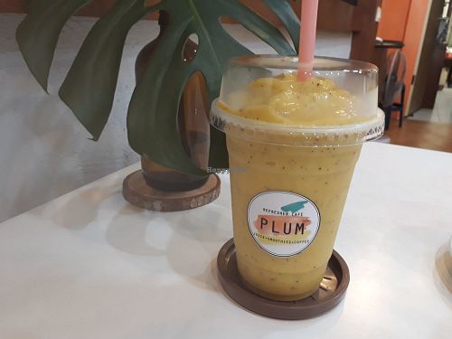 Mango, passion fruit and banana smoothie at Plum Coffee & Smoothies in Chiang Mai