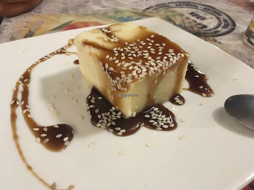 Vegan desserts at La Boca Del Oso in Valparaiso