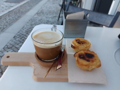 Pastels de Nata and Coffee at Veganices in Tavira