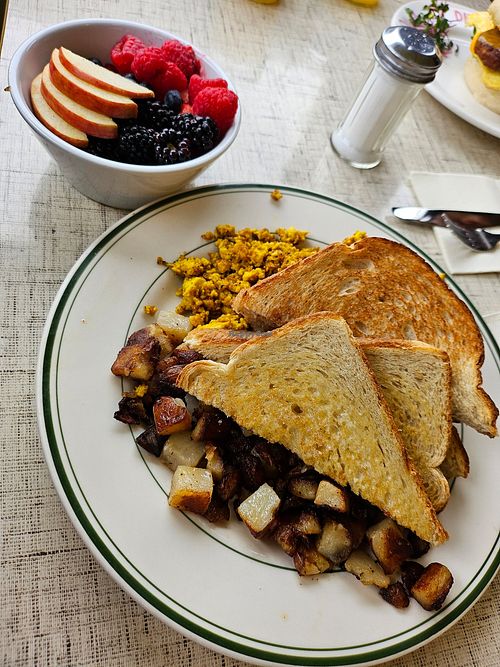Tofu scramble + fruit bowl at Swan Street Diner in Buffalo