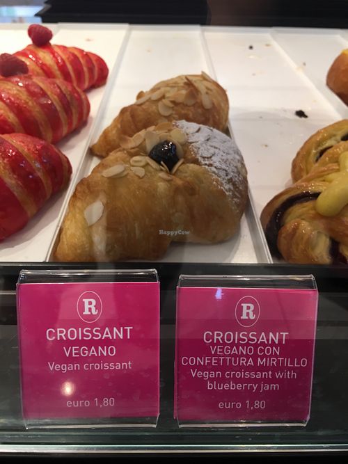Vegan croissants at Rinaldini Pastry Spa in Rome