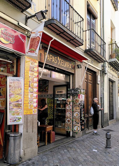 Entrance at Papas Elvira in Granada