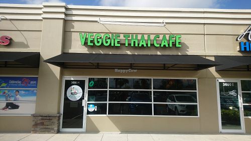 Outside view from the parking lot at Veggie Thai Cafe in Largo