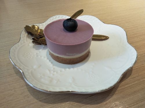 Raspberry cheesecake. at Dancing Dumplings 舞蔬尚饺 - Wǔ Shū Shàng Jiǎo in Shanghai