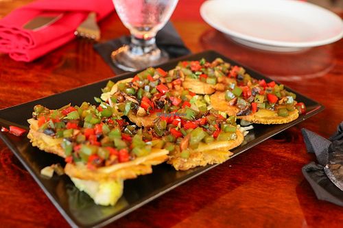 plantain pizza medallions at Cuba's Cookin' in Oranjestad