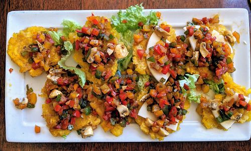 Plantain Pizza Medallions at Cuba's Cookin' in Oranjestad