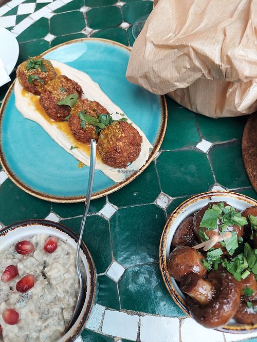 Falafel, Baba Ganoush, Mushrooms at Nana Meze & Wine in Munich