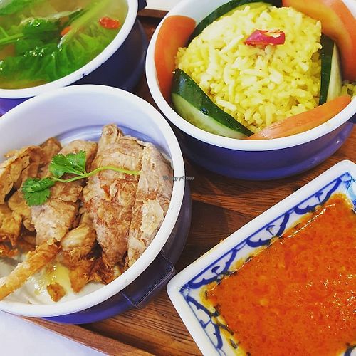 Chicken rice at Kuchabe 古早味 in Malacca