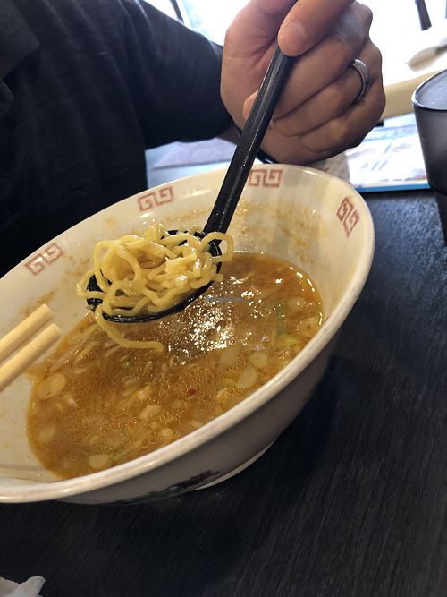 Slightly mind blown! They put green spoons in vegan ramen and black in meat ramen to prevent mixing them up. My husbands black meat spoon ✌🏽 at Ramen Sasuke in Sapporo